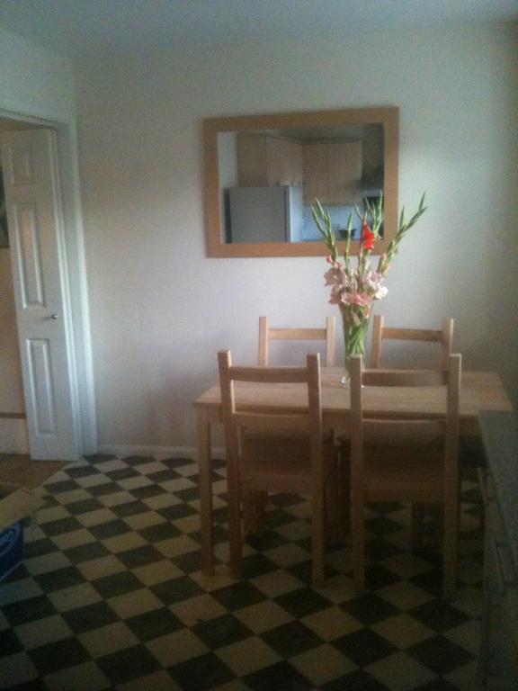 Carters Guesthouse มิลตันคีนส์ ภายนอก รูปภาพ