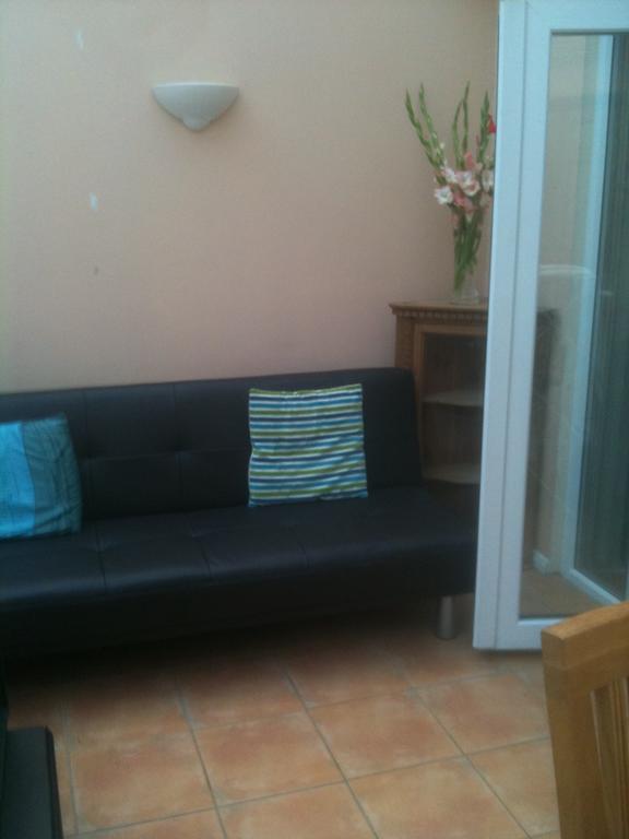Carters Guesthouse มิลตันคีนส์ ภายนอก รูปภาพ